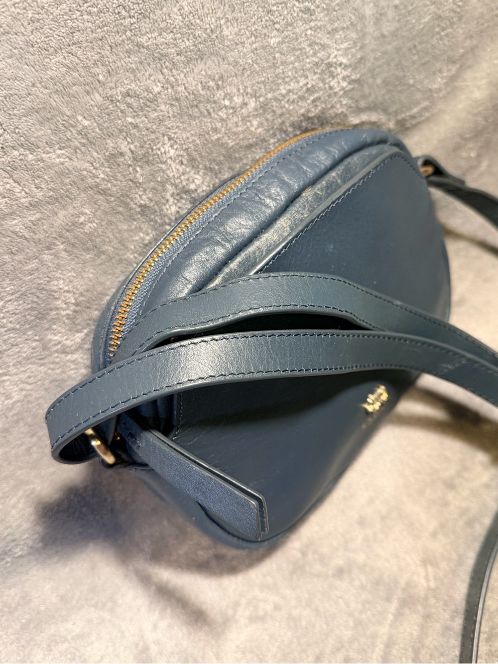 RADLEY LONDON Dark Blue Leather Crossbody with Gold Hardware - Picture 4 of 10
